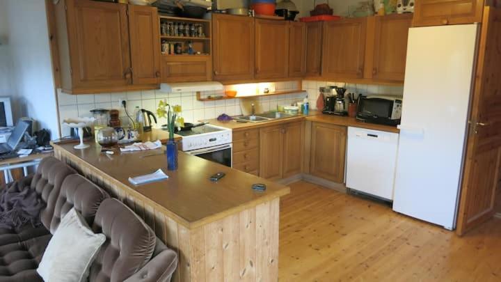 Airbnb And Booking At Postvegen 95 Vigra Екстер'єр фото